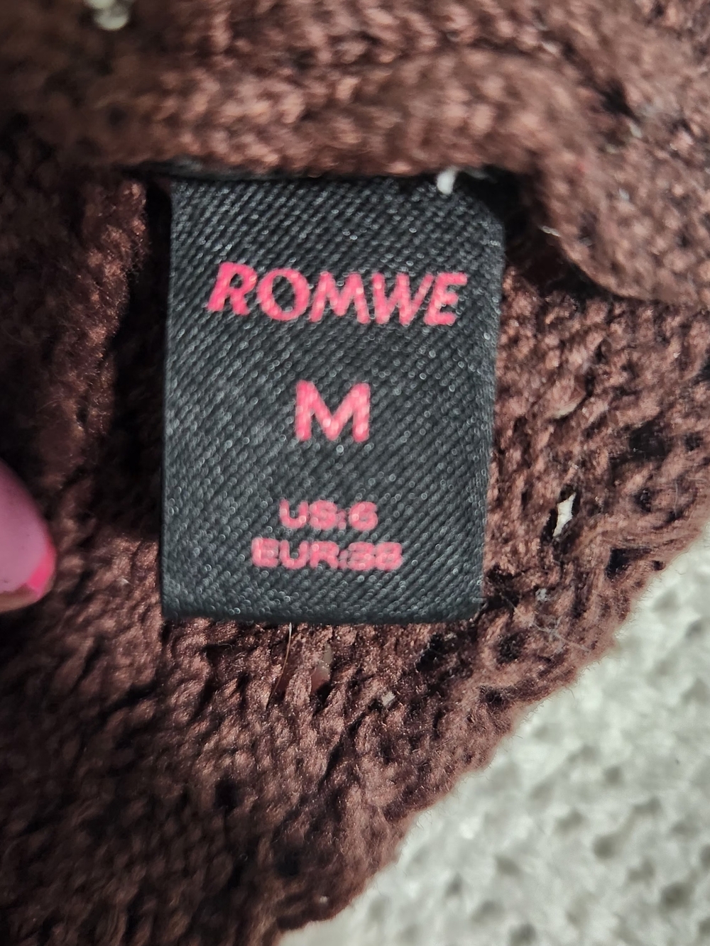 Romwe Crocheted Knit Halter Crop Top - Picture 13 of 13